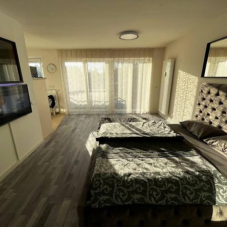 Stayhome Apartment Bei Hamburg Reinbek Zewnętrze zdjęcie